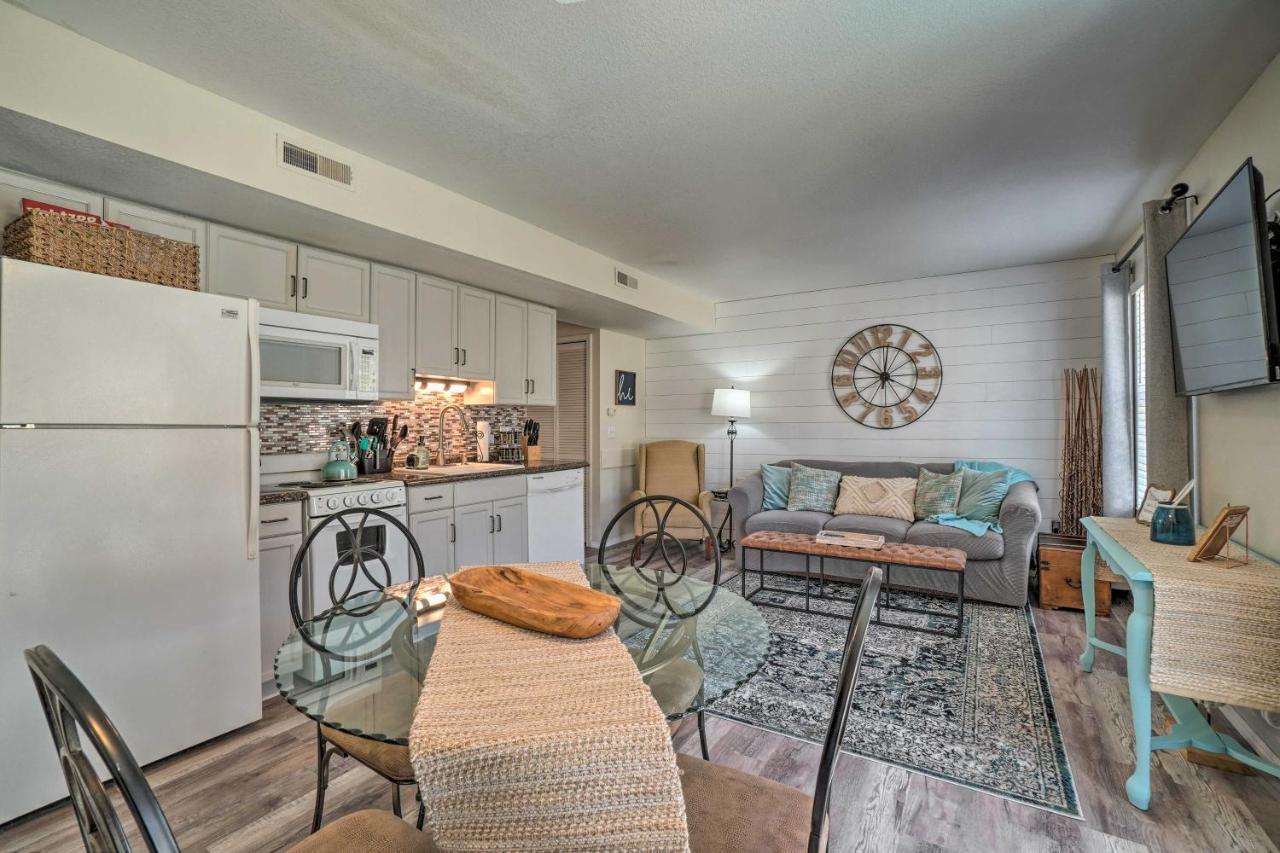 Centrally Located Branson Condo With Pool And Marina! Exterior photo