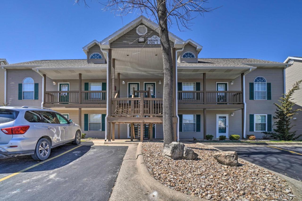 Centrally Located Branson Condo With Pool And Marina! Exterior photo